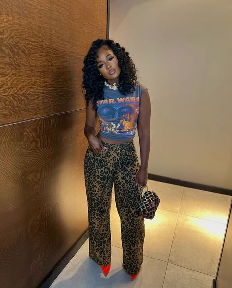 De’arra Outfits, Cheetah Boots Outfit Winter, Bronze Jeans Outfit, Hbcu Yard Outfits, Leopard Skin Outfit, Leopard Leggings Outfit Winter, Dearra Winter Outfits, Leapord Print Jean Outfits, Cheetah Skirt Outfit Black Women