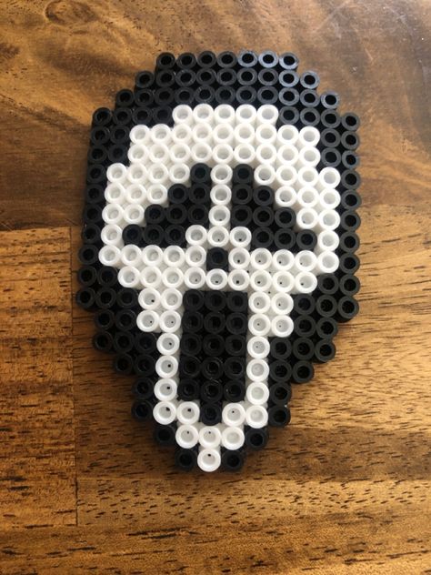 Perler Bead Ghostface, Perler Bead Art Ideas Kawaii, Melting Beads Ideas Halloween, Ghost Face Perler Bead Pattern, Perler Bead Ideas Halloween, Monster Energy Perler Beads, Perler Bead Patterns Without Black, Corpse Bride Perler Beads, Halloween Hamma Beads