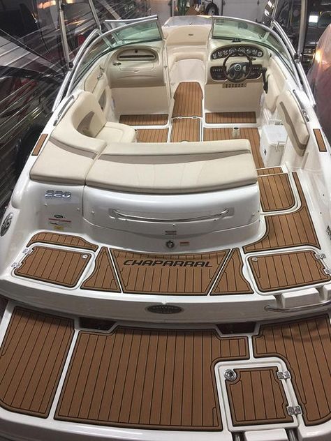 SC Wake SeaDek 2007 Chaparral 220Sii  #scwake #seadek #scwakeseadek #seadekbyscwake #boating #boatdecking #nonskid #chaparralfli Seadek Boat Flooring, Yacht Inside, Chaparral Boats, Boating Lifestyle, Wake Boat, Bowrider Boats, Water Vehicles, Boat Upholstery, Family Boats