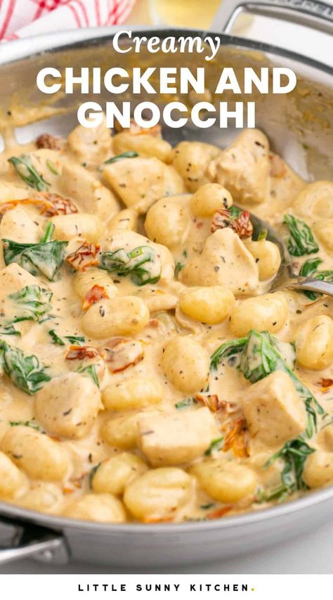 Creamy Chicken and Gnocchi is a delicious one-skillet pasta meal with sundried tomatoes and spinach that you can make in under half an hour. Creamy Chicken Nochi, Shredded Chicken Gnocchi Recipes, Chicken Nochi Pasta, Turkey And Gnocchi Recipes, Cajun Gnocchi Recipes, Chicken Gnocchi Carbonara, Gnocchi With Ricotta Sauce, Chicken Spinach Gnocchi Recipes, Chicken And Gnocchi Crockpot Recipes