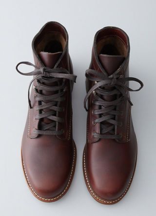 <p>For a hike through the woods. Or, you know, a walk around the corner.</p> <p><em>100 Mile lace-up boots ($340) by Wolverine, <a href="http://www.stevenalan.com/1000-Mile-Lace-Up-Boot/VEN_ALL_NA_VA-W05299,default,pd.html?dwvar_VEN__ALL__NA__VA-W05299_color=RUST#cgid=mens-shoes-and-accessories-shoes&start=0&hitcount=27">stevenalan.com</a></em></p> Wolverine 1000, Best Shoes For Men, Hijab Chic, Brown Shoes, Well Dressed Men, Shoe Closet, Every Man, Nike Zoom, Men's Wear