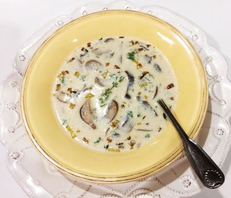 Garlic Cream Chicken, Best Mushroom Soup, Homemade Mushroom Soup, Easy To Digest Foods, Wild Mushroom Soup, Barefoot Contessa Recipes, Mushroom Soup Recipe, Sour Cream Chicken, Mushroom Soup Recipes