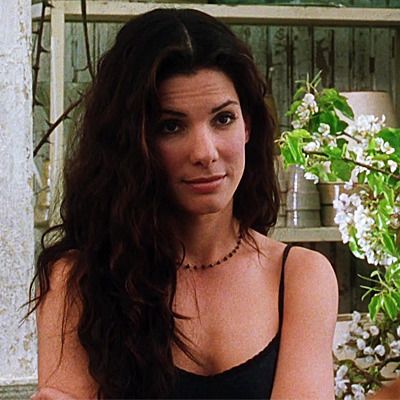 Sally Owens Hair, Sally Owens, Sandra Bullock Hair, 20s Aesthetic, Hair Color Guide, Sean Young, Celebrity Skin, Practical Magic, Girl Inspiration