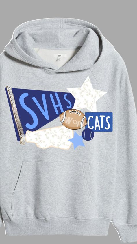 high school pennant hoodie! Senior Painted Jeans, Dorm Crafts, School Pennant, Patchwork Hoodie, Hoodie Diy, Patchwork Sweatshirt, Patchwork Clothes, Cute Sewing Projects, Embroidery Tshirt