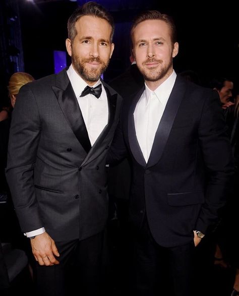 Ryan Reynolds and Ryan Gosling Ryan Gosling Suit, Male Singers, Райан Гослинг, Dead Pool, Critic Choice Awards, People Icon, Ryan Reynolds, Ryan Gosling, Hollywood Celebrities