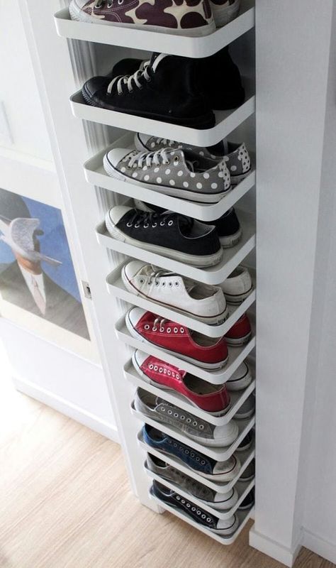 Bedroom Organization Tips, Shoe Storage Small, Organize Home, Shoe Storage Small Space, Organization Hacks Bedroom, Small Bedroom Organization, Closet Hacks Organizing, Bedroom Organization, Organisation Hacks