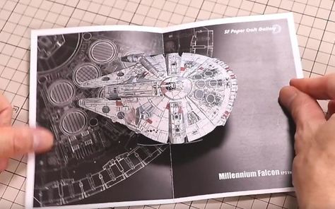 Pop Up Card Templates, Millenium Falcon, Star Wars Diy, Peregrine Falcon, Star Wars Stormtrooper, Millennium Falcon, Up Book, Peregrine, Pop Up Book