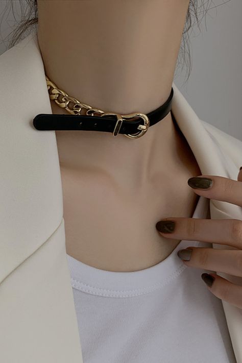 Choker Necklace Online, Casual Punk, Leather Choker Necklace, Bracelet Accessories, Leather Chokers, Choker Collar, Leather Collar, Leather Necklace, Leather Chain