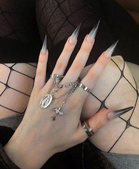 Acrylic Nails Stiletto, Punk Nails, Gothic Nails, Goth Nails, Grunge Nails, Pretty Gel Nails, Glass Nails, Dream Nails, Best Acrylic Nails