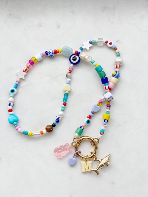 Colorful Beaded Necklace, Gold Beaded Necklace, Boho Layering, Necklace Colorful, Trending Necklaces, Beaded Necklace Diy, Bohemian Accessories, Gold Bead Necklace, Homemade Jewelry