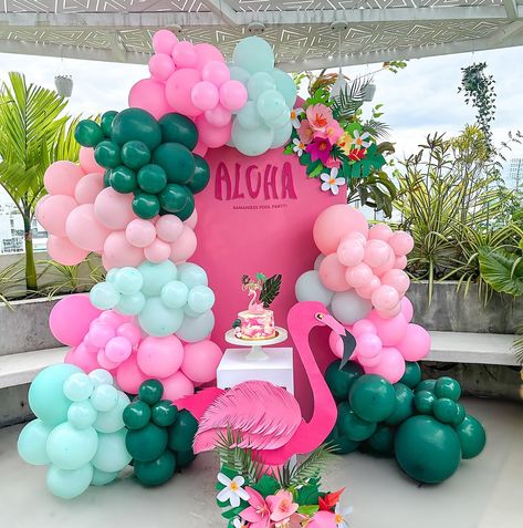 A L O H A samaniess pool party 🌺🦩 #cuddlesandcandlesevents #cuddlesandcandles #cuddlesandcandles_ #party #partyideas #poolparty #eventplanning #event #partydecor #partydecorationideas Sand Candles, Events Decor, Birthday Inspo, Flamingo Birthday, Party Inspiration, Summer Party, Pool Party, Best Part Of Me, Event Decor