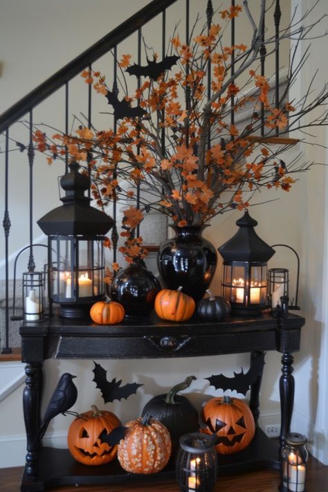 Halloween Entry Table, Halloween Entryway, Halloween Mantel Decor, Entryway Table Decor Ideas, Halloween House Decoration, Deco Halloween, Halloween Mantle, Halloween Mantel, Halloween Craft Ideas