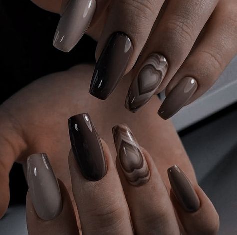 Almond Nails Dark Skin Tone, Coffee Colour Nail Art, Dark Colour Nail Art, Nail Design For Dark Skin, Nail Art Designs For Dark Skin, Dark Colour Nails Designs, Nail Inspo For Dark Skin, Nail Art Designs Dark, Nail Designs For Dark Skin