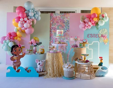 Moana 1st Birthday Party Ideas Decoration, Moana Theme First Birthday Party, Moana Birthday Party Theme Decorations, Birthday Moana Party Ideas, Moana Birthday Theme Ideas, Moana Party Decor, Moana 2nd Birthday Party For Girl, Moana 1st Birthday Party Ideas, Baby Moana Birthday Party Ideas