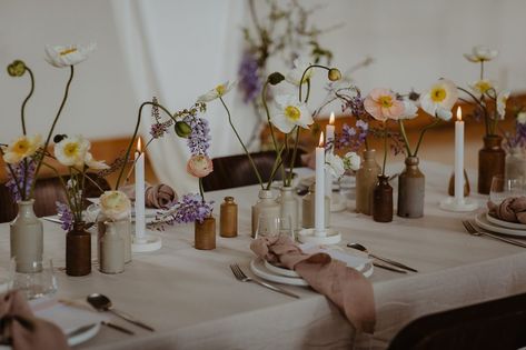 Together Journal on Instagram: “Violet and Nathan had their hearts set on getting married last March. But, like many couples around the globe, they’ve had to postpone…” Minimalist Flower Arrangement, Wedding Trellis, Bud Vases Wedding, Wedding Table Display, Wedding Dates, Spring Table Settings, Together Journal, Table Arrangements Wedding, Wedding Table Flowers