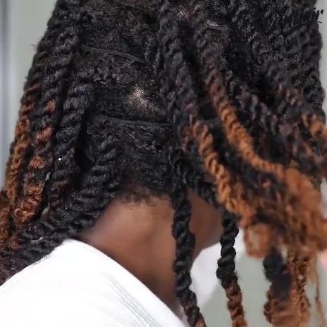 @hergivenhair on Instagram: “Twist out on your type 4 hair with clip in hair.❤ Very natural looking.🔥 @christinetinagama Check our bio link to get the same clip ins.🙌🏾…” Chunky Twist Out, Twist Out Styles, Twist Cornrows, Flat Twist Hairstyles, Short Twists, Twist Curls, Flat Twist Updo, Afro Twist, Twist Ponytail