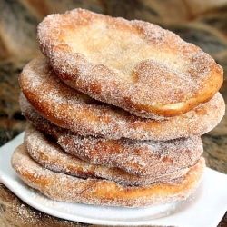 Canadian Dishes, Vegan Greek, Beaver Tails, Fry Bread, Canadian Food, Bread Recipes Sweet, Elephant Ears, Fair Food Recipes, Portuguese Recipes