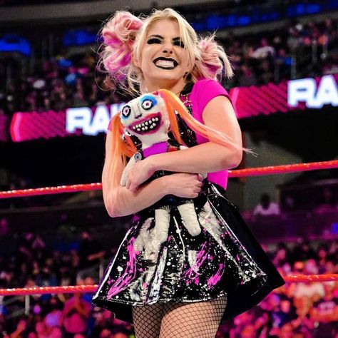 Alexa Bliss Wwe, Alexis Bliss, Wwe Outfits, Lexi Kaufman, Wwe Female Wrestlers, Wwe Girls, Alexa Bliss, Wrestling Divas, Surprising Facts