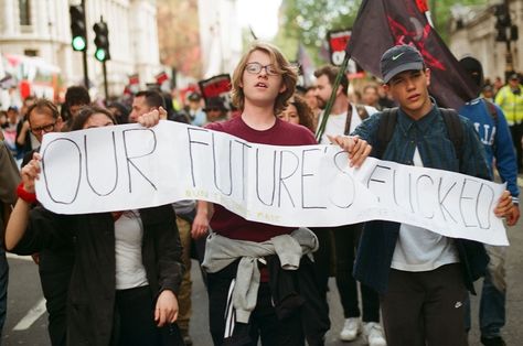 Hundreds descended on Downing Street to protest another five years of Conservative rule and austerity government: http://www.dazeddigital.com/artsandculture/article/24693/1/we-went-to-the-first-anti-tory-protest-since-the-election A Level Grades, Rich People Problems, Student Government, Uk Government, Government Grants, Help The Poor, Intersectional Feminism, Tuition Fees, Rich People