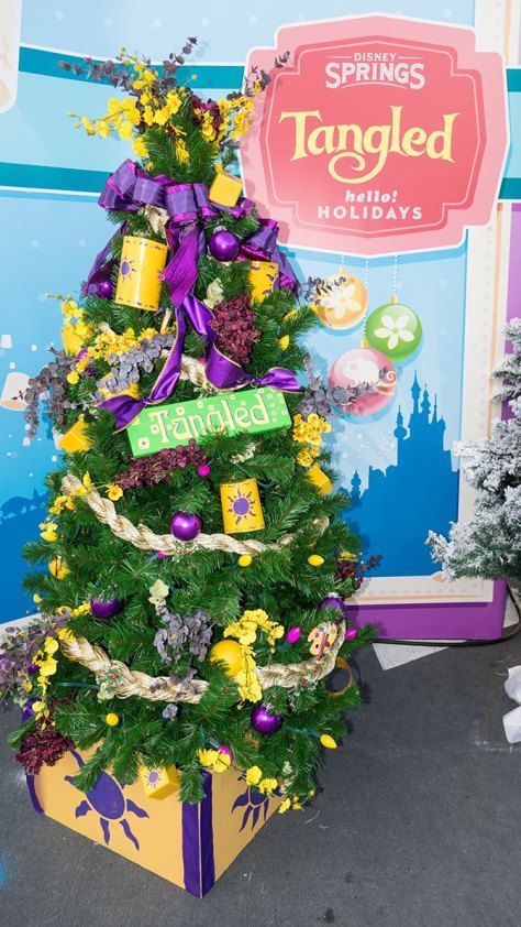 Disney Springs Christmas Tree Trail 2016 Tangled Christmas Tree, Rapunzel Christmas Tree, Disney Christmas Decorations, Movie Christmas, Disney Christmas Tree, Tree Inspiration, Season Decor, Tree Themes, Disney Rapunzel