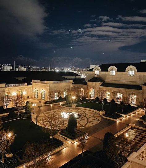 The Grand America Hotel on Instagram: "Goodnight from The Grand ✨ #MakeLifeGrand #ForbesTravelGuide #Forbes #FTGStay #Utahtravels #VisitUtah #SaltLakeCity #VisitSaltLake #Utah #UtahAdventures #MakeLifeGrand #VisitUtah #SLC" East High School Salt Lake City, The Grand America Hotel Salt Lake City, Le Grand Contrôle Hotel, Salt Lake City History, American Nightmare, Salt Lake City Downtown, Visit Utah, Utah Adventures, Salt Lake City