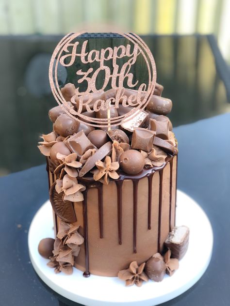 Chocolate Overload Cake, 40th Birthday Cake For Women, Pastel Chocolate, 40th Birthday Cake, 40th Cake, 80 Birthday Cake, Girly Cakes, 40th Birthday Cakes, Birthday Chocolates