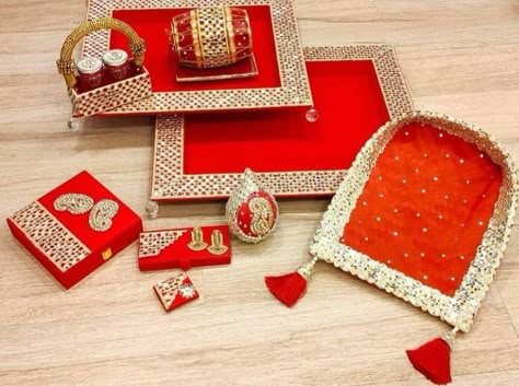 Diy Fall Wedding Decorations, Wedding Platters, Wedding Packing, Wedding Favours Luxury, Thali Decoration Ideas, Thali Decoration, Fall Wedding Diy, Wedding Gift Pack, Bridal Gift Wrapping Ideas