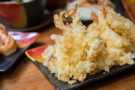 The 5 Best Oils For Tempura - Foods Guy Tempura Recipe, Tempura Batter, Crispy Shrimp, Shrimp Tempura, Batter Recipe, Shrimp Dishes, Japanese Dishes, Tempura, Asian Dishes