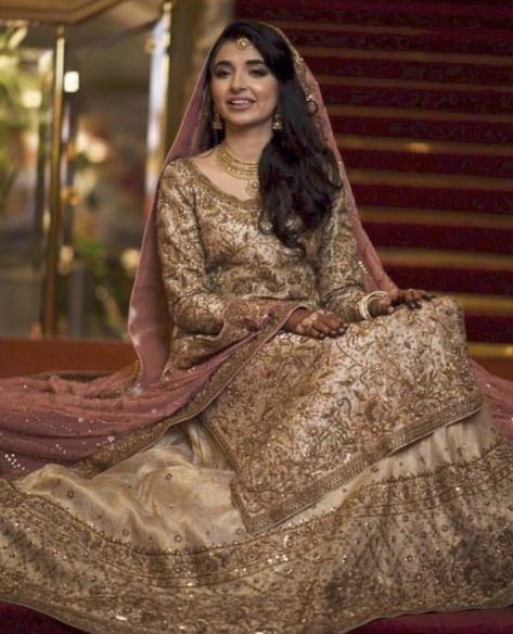 Valima Bride, Dress Inspo, Bride Wear, Pakistani Outfits, Bridal Collection, Bride Dress, Bridal Dresses, Victorian Dress, Saree