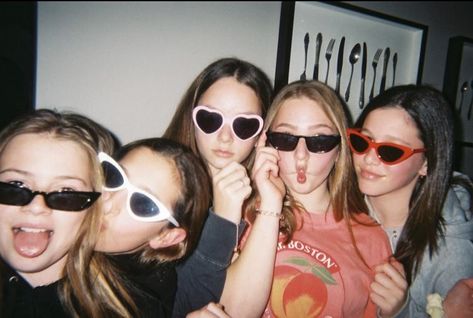 Before Party Aesthetic, Party Glasses Aesthetic, Party Sunglasses Aesthetic, Party With Friends Aesthetic, Glasses Aesthetic, Guy Best Friends, Party Sunglasses, Best Friends Aesthetic, Best Friend Photos