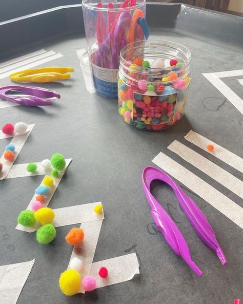 Miss S on Instagram: "Another popular fine motor tuff tray with the children this week! Inspired by @teachingsen . . #exploreandplay #earlyyears #eyfsactivityideas #tufftray #eyfsteachersofinstagram #teachergram #ukteachers #earlyyearsclassroom #magicofprovision #earlyyearsplayshare #tufftrayplay #learningthroughplay #playbasedlearning #tufftrayideas #eyfsideas #eyfsteacher #continuousprovision #playandcreatetoday #inspire_play_learn #winninginprovision #playinprovision #eyfsfinemotorskills Eyfs Mark Making Area, Eyfs Mark Making, Eyfs Writing Activities, Tuff Tray Activities, Nursery Tuff Tray Ideas, Fine Motor Activities Eyfs, Mark Making Early Years, All About Me Eyfs, Finger Gym