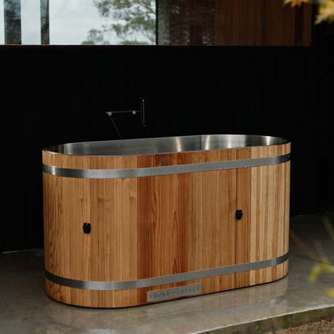 Our new generation ice bath is a stainless steel tub wrapped in Japanese Cedar timber and an inbuilt refrigeration unit that chills water to 3°C. Enquire online. Indoor Cold Plunge Pool, Ice Bath Aesthetic, Magnesium Pool, Treehouse Resort, Ice Bath Tub, Japanese Cedar, Recovery Room, Cold Plunge, Ice Bath