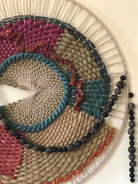 Woven Tapestry Art, Circle Weaving, Circle Loom, Weaving Patterns Design, Circular Loom, Round Weaving, Circular Weaving, Round Loom, Yarn Hanging