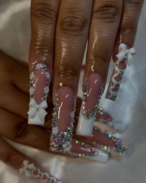 Ailin Arano | A baddie birthday set 🤍 -August availability posted !! -Don’t wait last minute to book your appointment !!☺️ -Dm or text to book !! -… | Instagram Birthday Baddie Nails, Extra Baddie Nails, Baddie Nails Instagram, Birthday Nails Long, Baddie Birthday, Baddie Nails, Ombre Acrylic Nails, Book Instagram, Birthday Nails