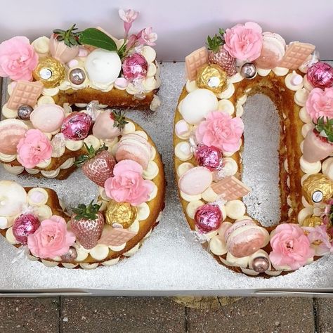 50th Birthday Party Food, 26 Birthday Cake, 50 Cake, Number Birthday Cakes, Cake Lettering, 50th Cake, Cream Tart, 50th Birthday Decorations, 50th Bday