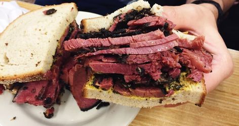 Can't make it to New York City for a pastrami sandwich? Here's how to make it yourself. How To Make Pastrami, Pastrami Recipe, Brisket Flat, Meat Sweats, Pastrami Sandwich, Deli Meats, Visit New York, Food Experiences, Roast Beef