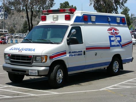 Ford Ambulance | So Cal Metro | Flickr Ford Ambulance, So Cal, Ambulance, Ford, Vehicles, Photography, White