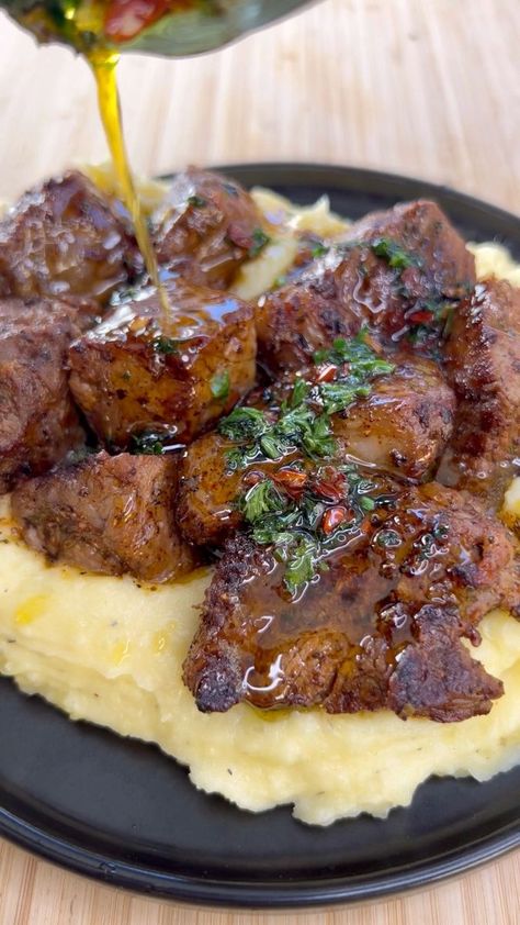 Butter garlic steak bites and mashed potatoes | Miguels cookingwithfire | Miguels cookingwithfire · Original audio Steak Bites And Mashed Potatoes, Butter Garlic Steak Bites, Buttery Steak, Garlic Steak Bites, Garlic Steak, Food Bbq, Soul Food Dinner, Healthy Food Dishes, Steak Bites