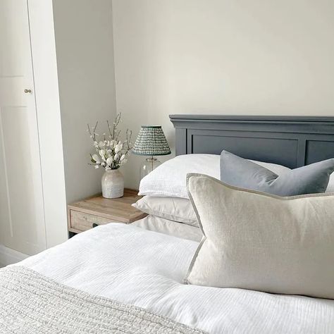 Stone Coloured Bedroom, Purbeck Stone Bedroom, Portland Stone Hallway, Little Greene Pearl Colour 100, Portland Stone Little Greene, Light Paint Colors, Beige Room, Portland Stone, Neutral Bedrooms