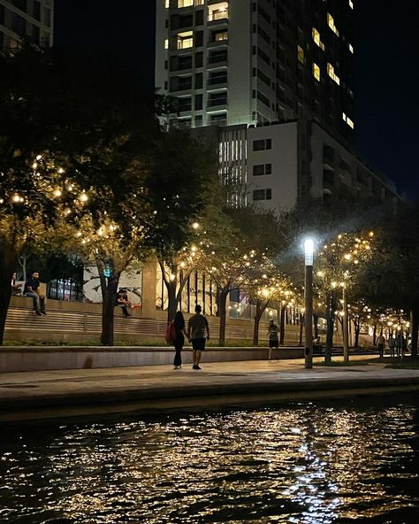 Couple
Boat ride 
Monterrey
Mexico 
Lit up boat ride 
Aesthetic 
Calming Couple In Mexico Aesthetic, Monterey Mexico Aesthetic, Monterrey Mexico Aesthetic, Monterrey Aesthetic, 2024 Blessings, Monterey Mexico, A Couple Holding Hands, Living In Mexico, Couple Holding Hands