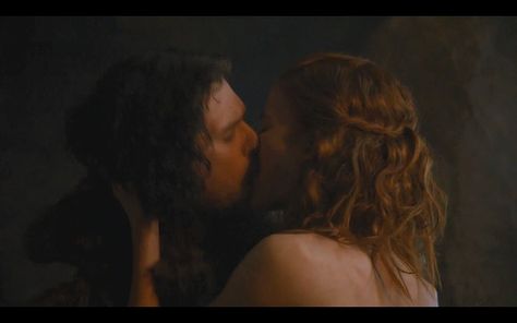 The 5 Best & 5 Worst Hook-Up Scenes In The History of “Game of Thrones” | All the way from the very first episode ...... | Hm ...  Disagree ......  The 5 Worst may even be Better than the 5 Best ...... Game Of Thrones Best Scenes, Ygritte Game Of Thrones, Jon Snow Book Art, Jon And Ygritte, Jon Snow Book, Ygritte And Jon Snow, Game Of Thrones Scenes, Jon Snow Aesthetic, Jon Snow Art