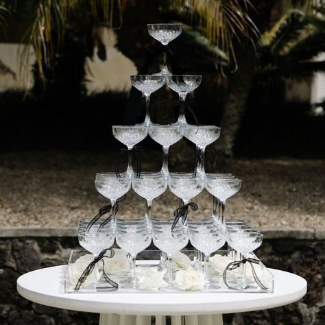 Etched Coupe Champagne Tower & Tray Set - 55pc https://www.theprettypropshop.co.nz/props-gallery/etched-coupe-champagne-tower-tray-set-55pc/ Champagne Tower, Tray Set, Champagne, Tower, Tray, Coupe