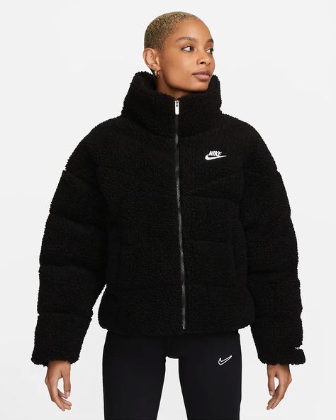 Nike Coat, Nike Air Women, Nike Therma Fit, Nike Sportswear Women, Puff Jacket, Nike Fleece, Extra Long Sleeves, Sherpa Jacket, Elegantes Outfit