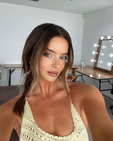 Maura Higgins, Love Island Usa, Dazzling Dress, The Glow Up, Glamorous Makeup, Island Girl, Love Island, Plaits, New Job