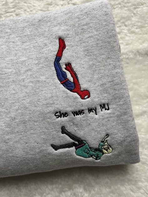 Spiderman Gifts, Embroidery Clothing, Marvel Clothes, Hype Clothing, Spiderman Pictures, No Way Home, Embroidery Hoodie, Cartoon Character Pictures, Disney Princess Pictures