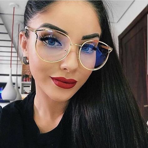 Cat Glasses Frames, Clear Round Glasses, Womens Eyewear Frames, Fashion Reading Glasses, Fake Glasses, Glasses Trends, Womens Glasses Frames, Cat Eye Glasses Frames, Glasses Makeup