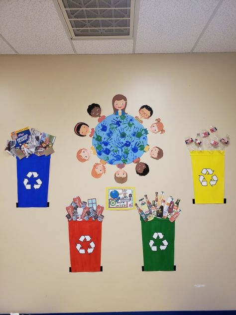 Recycling Posters For School, Recycling Project For Preschool, Reduce Reuse Recycle Preschool Bulletin Boards, Recycling Science Projects For Kids, Recycling Bulletin Boards Preschool, Reciklaza Ideje Za Decu, Recycling Activities For Preschoolers, Recycle Bin Ideas, Recycling Activities