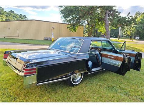 Trunk Liner, Vinyl Roofing, Chrysler New Yorker, Chrome Mirror, Spare Tire, Black Vinyl, Black Paint, New Yorker, Interior Lighting