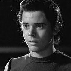 Ponyboy Curtis The Outsiders Ponyboy, The Outsiders Imagines, Thomas Howell, Boyfriend Quiz, Outsiders Movie, Stay Gold Ponyboy, The Outsiders 1983, 80s Men, Stay Gold