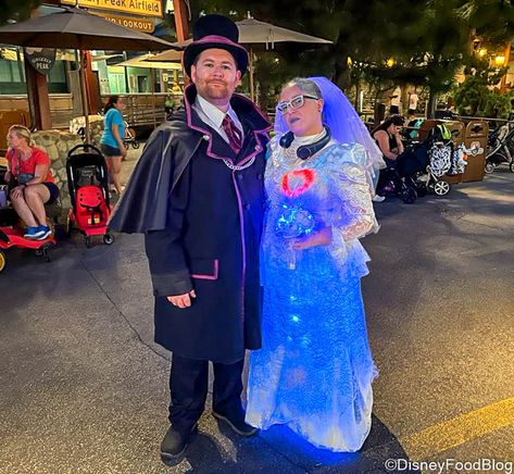 You Gotta See How EPIC the COSTUMES Are at Oogie Boogie Bash at Disneyland Resort | the disney food blog Oogie Boogie Bash Costume, Oogie Boogie Bash Costume Ideas, Disney Couple Costumes, Oogie Boogie Bash, Party Costumes, Matching Costumes, Green Wig, Scarlett Witch, Creative Costumes